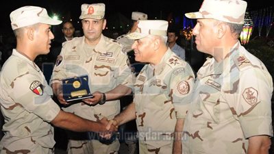 الفريق أول صدقي صبحي يلتقي برجال المنطقة المركزية العسكرية