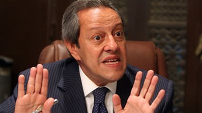 عبد النور: الحكومة تسعي لزيادة معدلات النمو الاقتصادي واستعادة ثقة العالم الخارجي