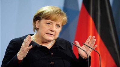 ميركل: اسرائيل لديها الحق في الدفاع عن نفسها