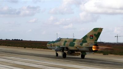 الجيش الليبي يصد هجومًا للقاعدة على بنغازي