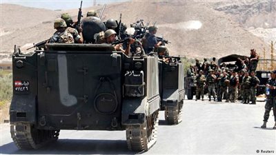 الجيش اللبناني يحكم قبضته على بلدة عرسال الحدودية وسط انسحاب المسلحين