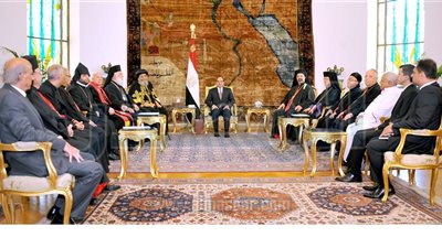 السيسى يلتقى البابا تواضروس للتشاور حول الشئون المسيحية 