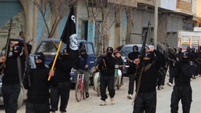 مصورون من رويترز يرون مقاتلين من الدولة الاسلامية على حدود إقليم كردستان