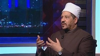 أوقاف الجيزة تقرر إلغاء ترخيص الخطابة لمستشار المفتى