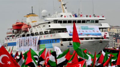 نشطاء أتراك يقولون إنهم سيرسلون أسطولا بحريا لغزة في تحد للحصار الإسرائيلي