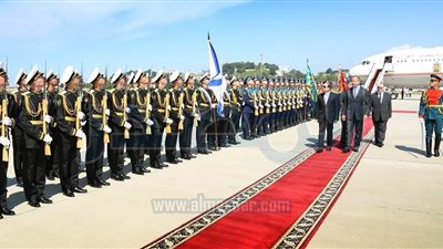 السيسى يصل روسيا ويستقبله وزير الخارجية الروسى بالمطار 