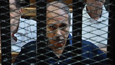 العادلي: لا يوجد أي دليل على صدرو أمر بقتل المتظاهرين