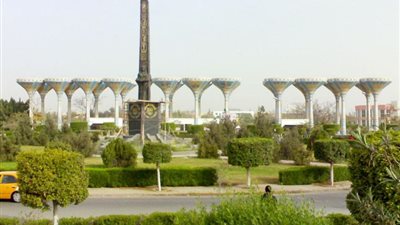 معامل التنسيق بجامعة السويس تستقبل 100 طالب