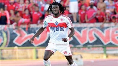 السنغالي فال يغيب عن تشكيل الوداد المغربي أمام الأهلي