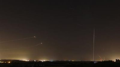 اسرائيل: اطلاق صواريخ من غزة جعل مواصلة المحادثات في القاهرة 