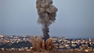 مصر تدعو لوقف اطلاق النار في غزة مع احتدام القتال