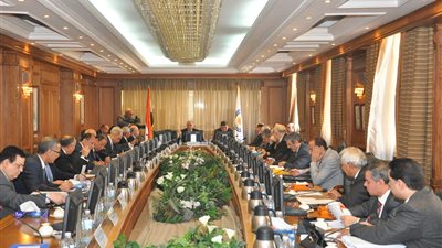 الاعلى للجامعات: فصل التغذية عن الإقامة بالمدن الجامعية