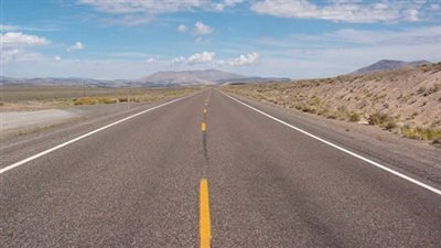 بدء تطوير ورصف طريق الكورنيش الجديد بالقناطر الخيرية