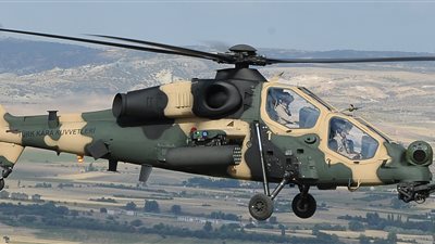 مروحية تابعة للمتمردين الأتراك تهبط في اليونان