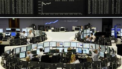 أسهم أوروبا تقلص مكاسب الاثنين والبريطانية ترتفع بعد عطلة