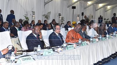 السيسي يلتقي رئيس مالي ويؤكد حرص مصر على دعم بلاده