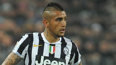 مانشستر يونايتد يتفاوض مع يوفنتوس لضم فيدال مقابل 30 مليون جنيه استرلينى