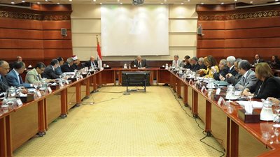 مجلس الوزراء يوافق على تأجير معدات بمبلغ ١٠٩.٩٥ مليون دولار تنتهى بالتمليك 