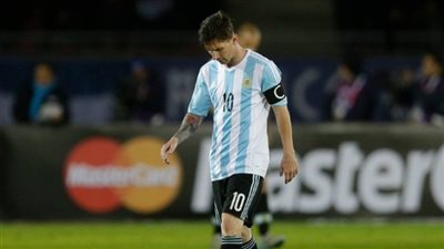 رونالدينيو: ميسي ما زال أفضل لاعب في العالم