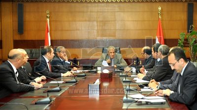 الحكومة تبدأ مواجهة الفساد في مجال تهريب البضائع