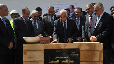 صور: وزير النقل يضع حجر الأساس لتنفيذ مرحلة جديدة بالخط الثالث للمترو