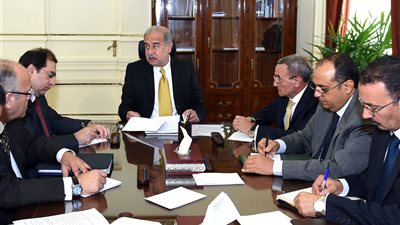 الحكومة: ندرس تحويل 