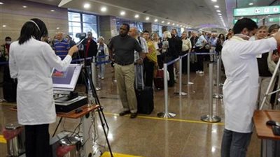 الحجر الصحي بمطار القاهرة يعزل راكب لاشتباه إصابته بالملاريا