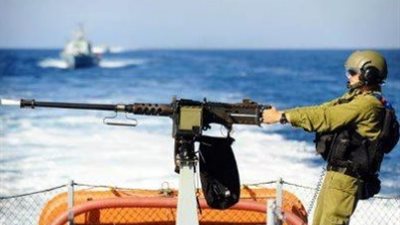 الزوارق الإسرائيلية تطلق نيرانها تجاه صيادين فى قطاع غزة