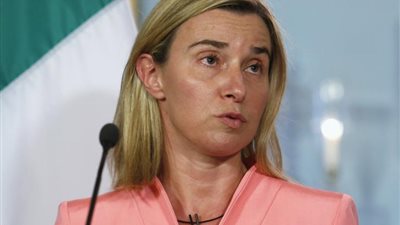 وزيرة خارجية ايطاليا: قرار العقوبات الأوروبية على روسيا الجمعة