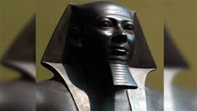 المتحف الكبير يستقبل تمثال 