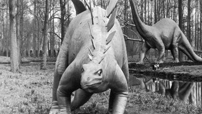 دراسة جديدة تكشف لغز انقراض الديناصورات