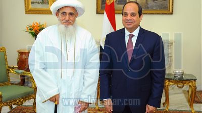 سلطان طائفة البهرة يتبرع بـ10 ملايين جنيه لصندوق تحيا مصر