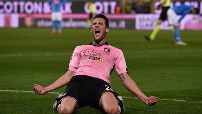 إشبيلية يعلن تعاقده مع الإيطالي فاسكيز