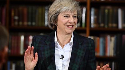 تريزا ماي تعلن أول زيارة خارجية عقب توليها الحكومة البريطانية