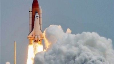 اطلاق صاروخ فالكون وعلى متنه قمر صناعي للاتصالات