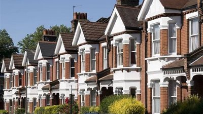 ارتفاع وتيرة بناء المنازل الجديدة بأمريكا أكثر من المتوقع في يونيو الماضي