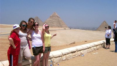 مسؤول يعلن موعد عودة السياحة الروسية إلى مصر