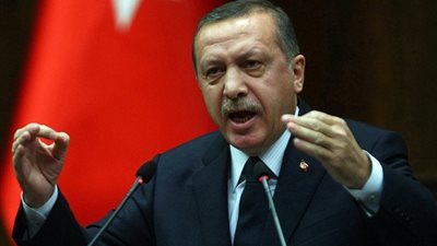 تركيا تبطل أكثر من 10 آلاف جواز سفر لموظفين