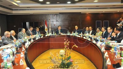وزيرالنقل يترأس الجمعية العامة للقابضة للطرق والكبارى والنقل البرى