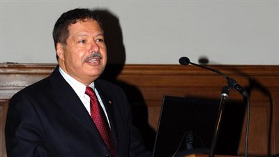 زويل يعلن بدء إنشاء أول مدينة بحثية عالمية في مصر