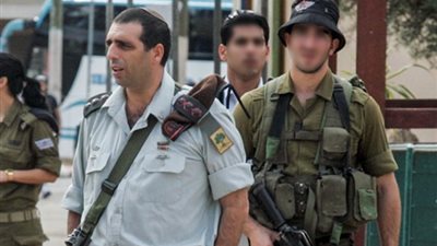 فضيحة مدوّية.. قائد بجيش الاحتلال الإسرائيلي يغتصب 16 مجندة وضابطة