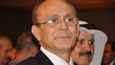 محمد صبحي يتحدث لجمهوره بعد تجاوز وعكة صحية