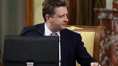 وزير النقل الروسي: خبراؤنا يتفقدون المطارات المصرية في سبتمبر