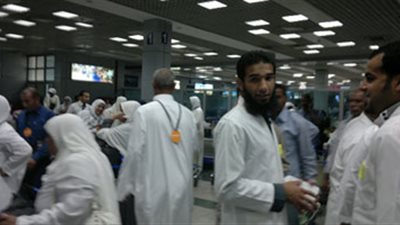 مصر للطيران تبدأ اليوم بنقل أول أفواج حجاج السياحة