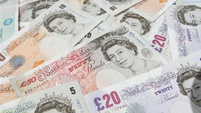 الاسترليني يرتفع متشجعا ببيانات الوظائف والأجور