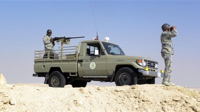 تلفزيون: مقتل 5 جنود سعوديين باشتباكات مع مسلحين على حدود اليمن