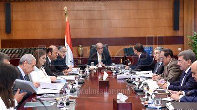الحكومة: اجراءات عاجلة لدعم الاصلاح الاقتصادي وخفض الطلب على النقد الأجنبي