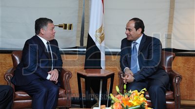 السيسى يبحث مع الملك عبدالله الأزمات بالمنطقة العربية 