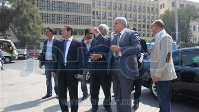 محلب يتفقد منطقة رمسيس والشوارع المحيطة