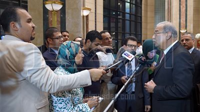 رئيس الوزراء: لم نتلق أي طلب من 